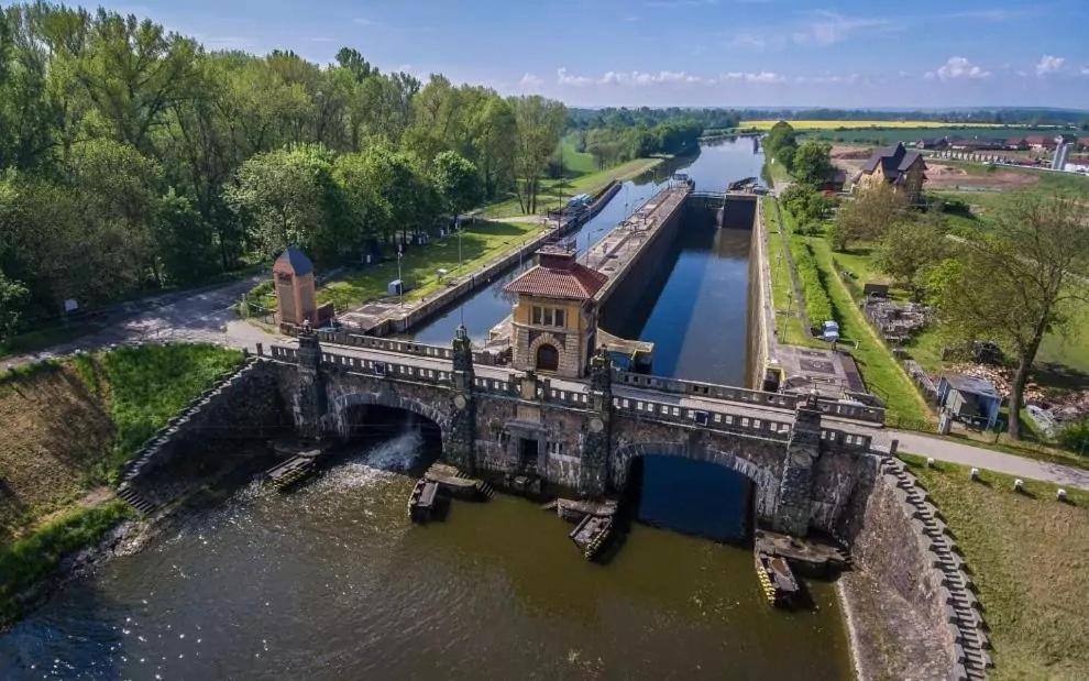 Dum V Podzamci Apartment Melnik Luaran gambar